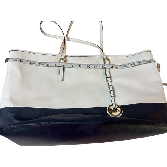 Michael Michael Kors Jet Set Travel Tote - Navy Blue/White - Picture 4 of 9